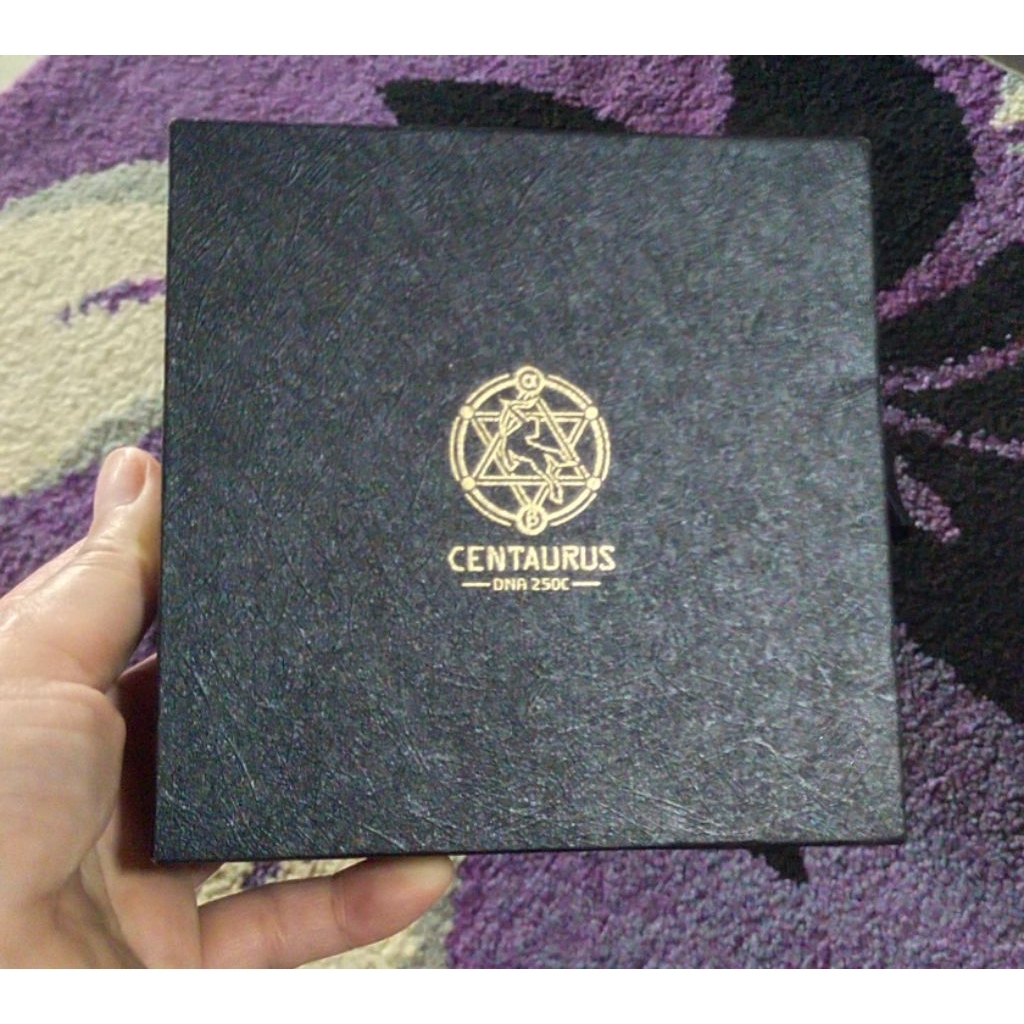 preloved dus kotak pave centaurus DNA 250c