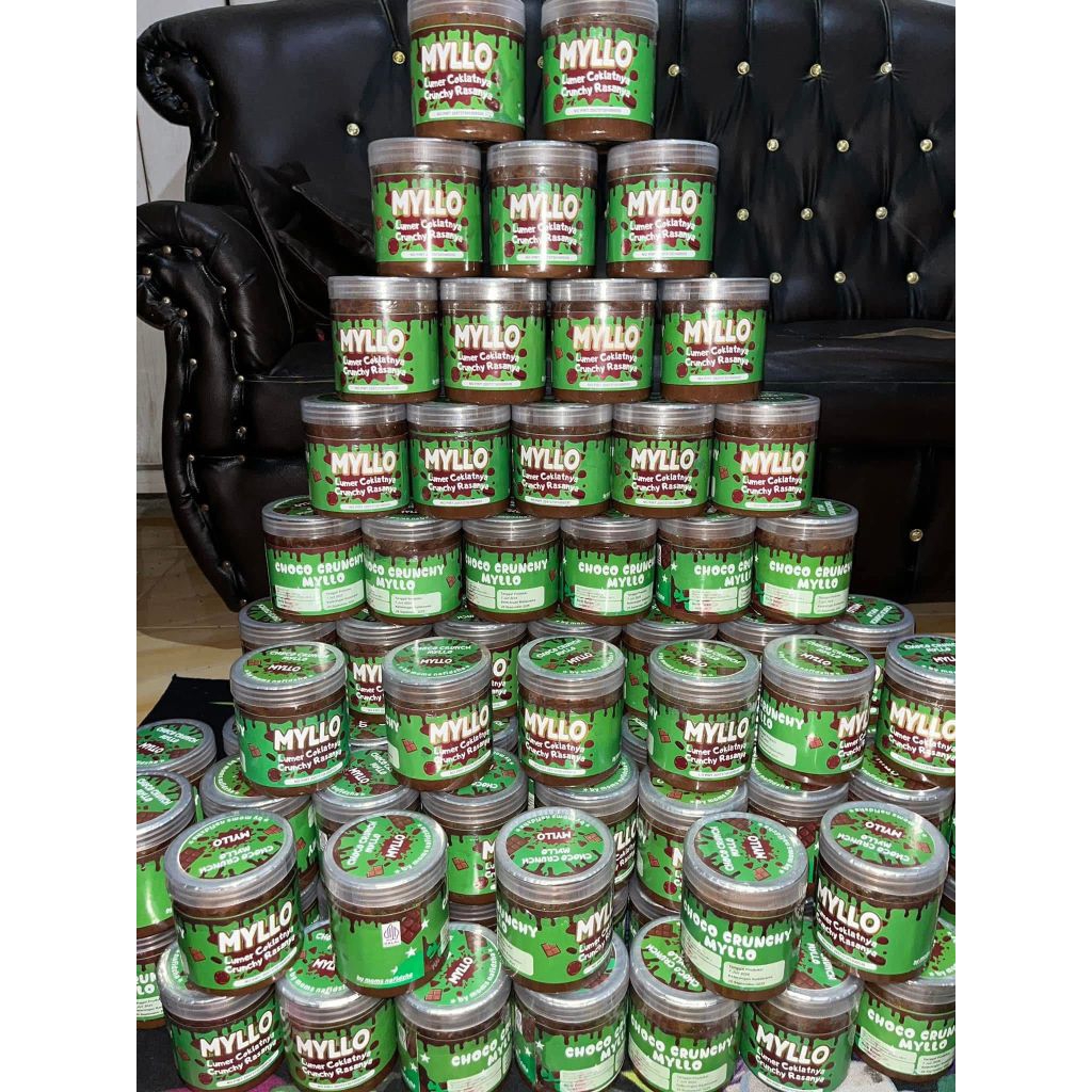 

Cocho Myllo by Moms Nafidza