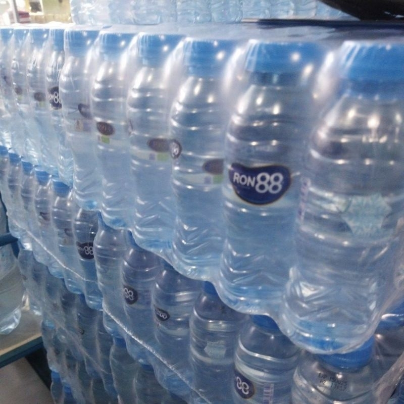 

ron88 botol 200ml perkrat isi 24pcs