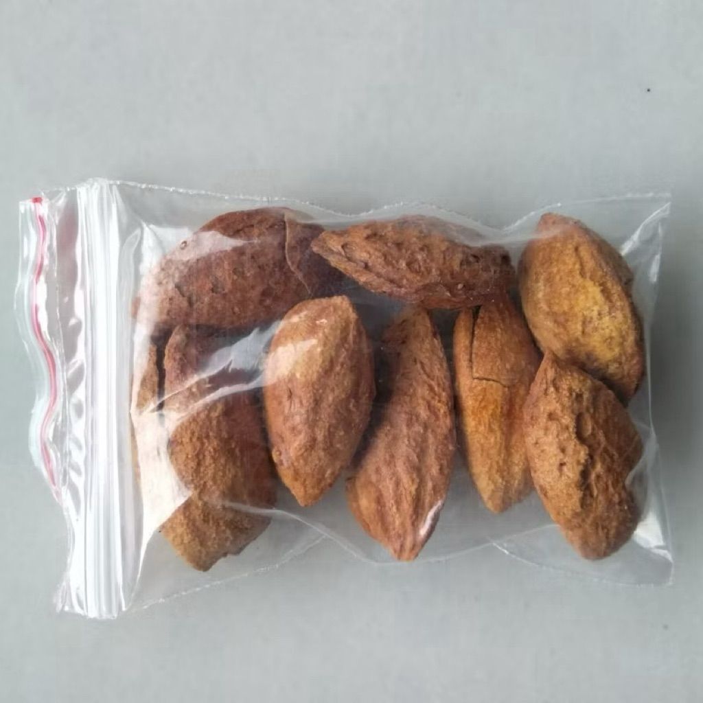 

Kacang arab almond pistachio