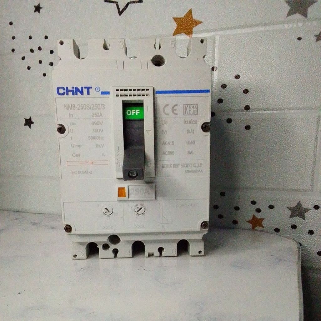 MCCB CHINT BARANG SECOND DIJAMIN NORMAL