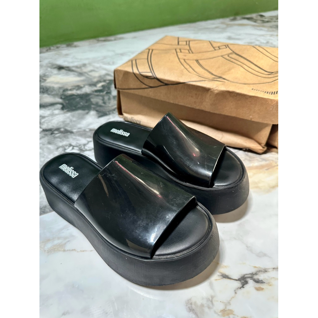 Preloved melissa Becky Black second