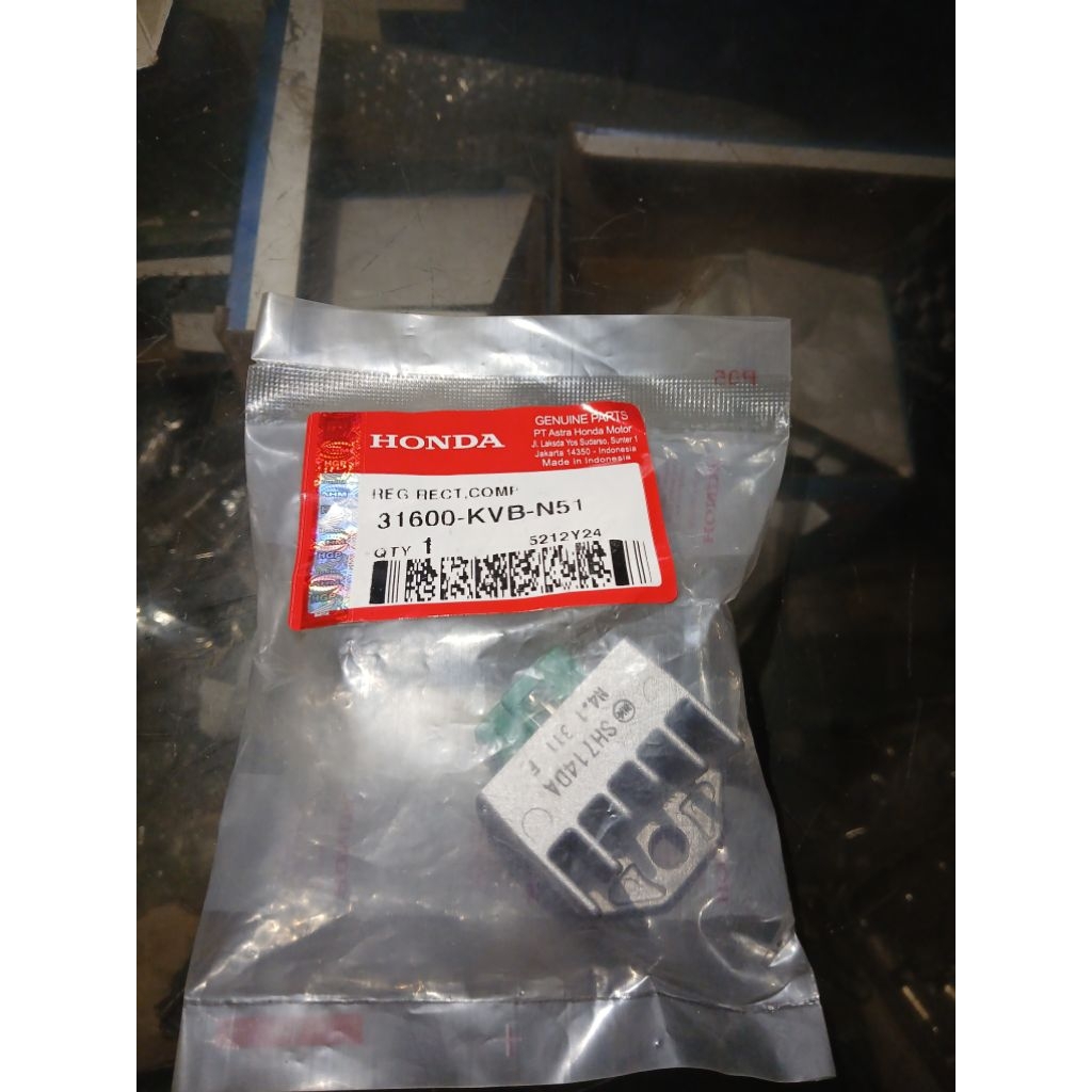 KIPROK// REGULATOR//REG RECT,COMT 31600-KVB-N51