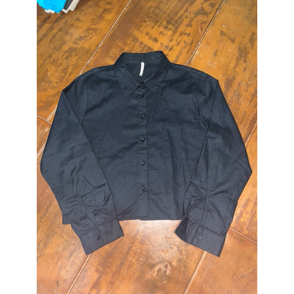 kemeja hitam colorbox