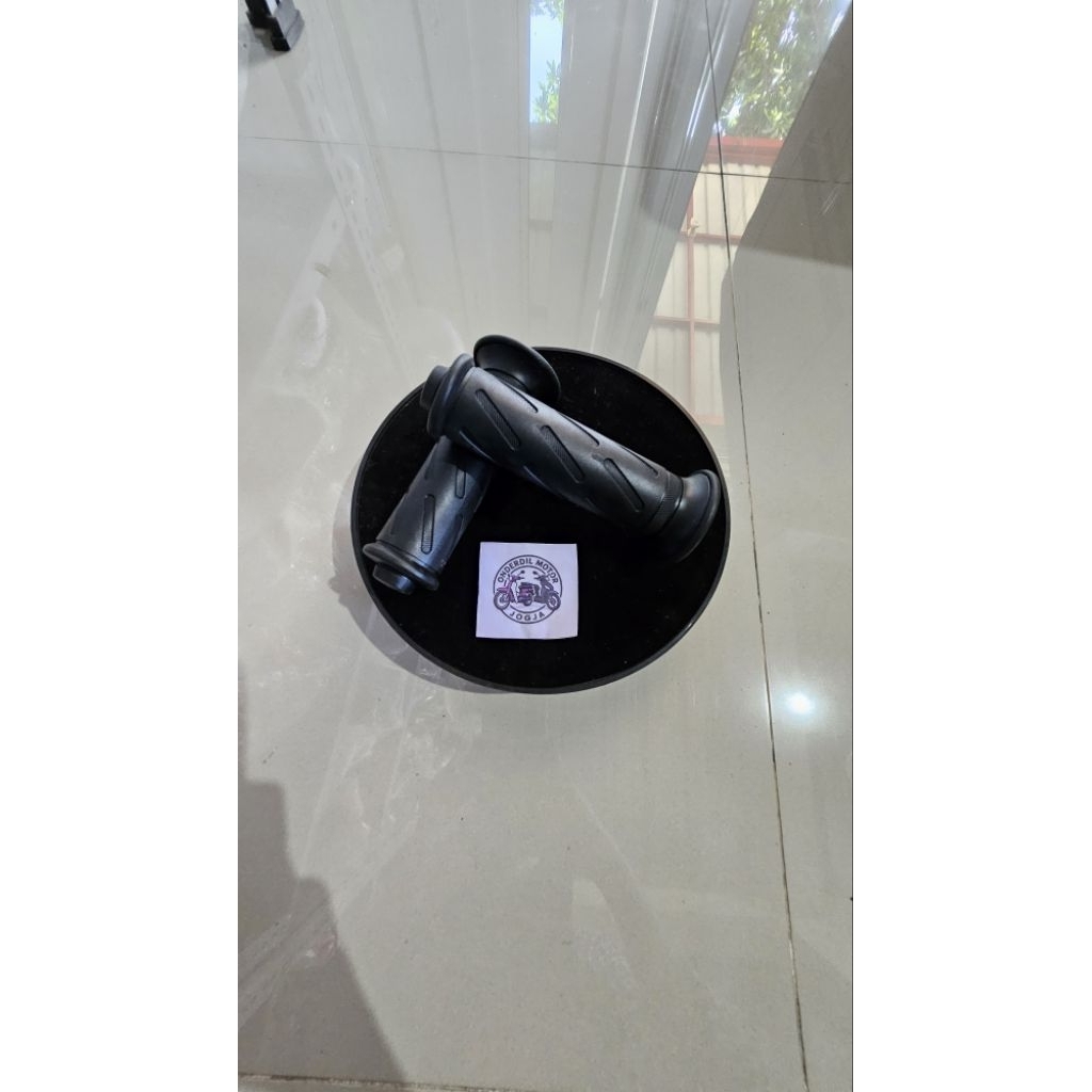 Handfat/Karet setir kanan kiri motor smash merek tenshi
