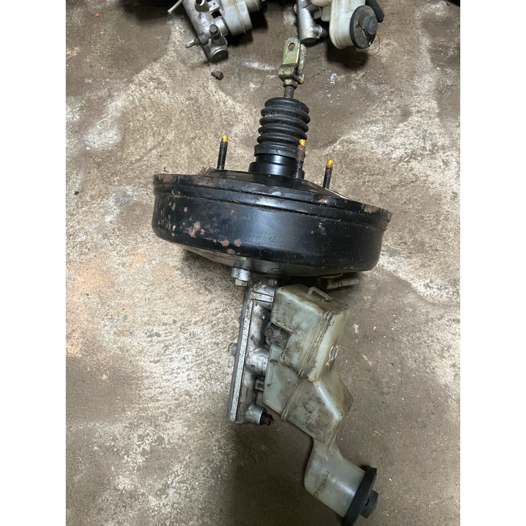 boster rem corolla altis 2003