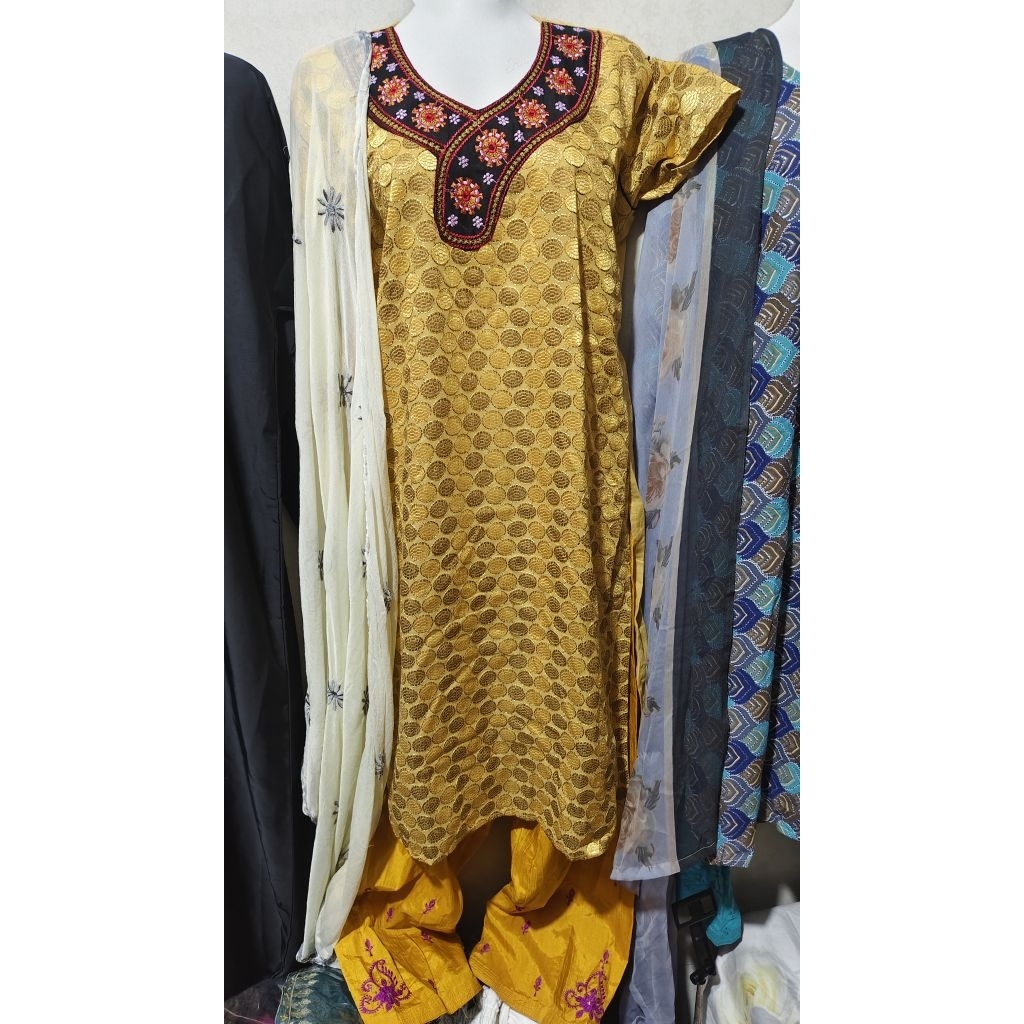 PL Kurti set