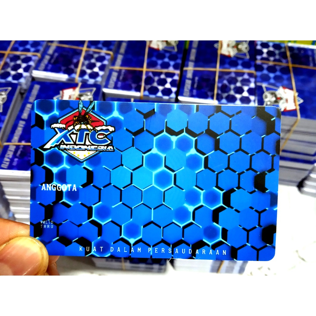 

SATUAN CETAK ID CARD BAHAN PVS KETEBALAN 0,9 MM PRESS OVEN ANTI KELUPAS