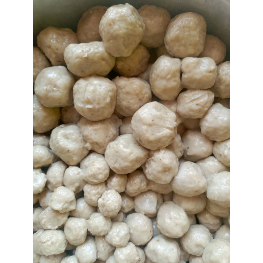 

cilok tetelan isi 50 butir perbungkus ukuran sedang dan ukuran besar25 butir perbungkus