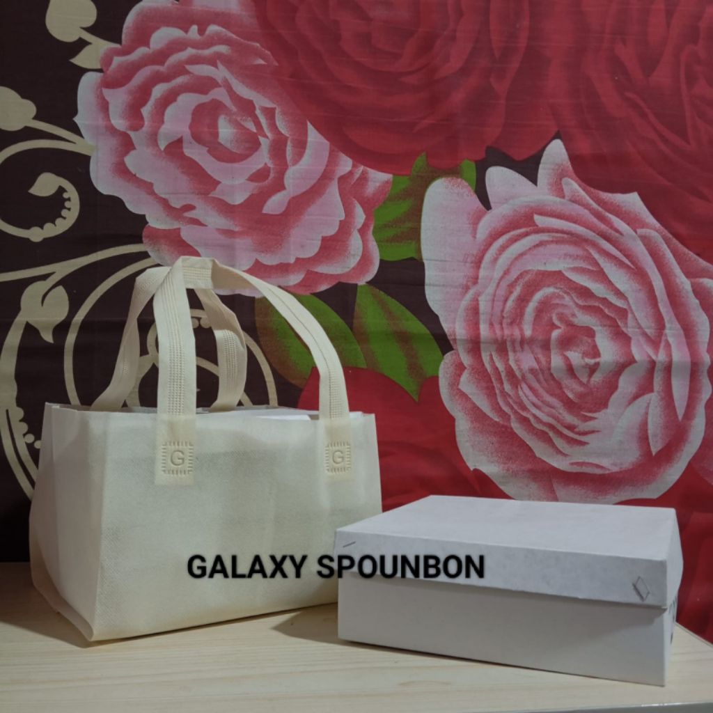 

isi 60 tas paket HEMAT UK 18x18 bok dus nasi isi stok Redy banyak warna