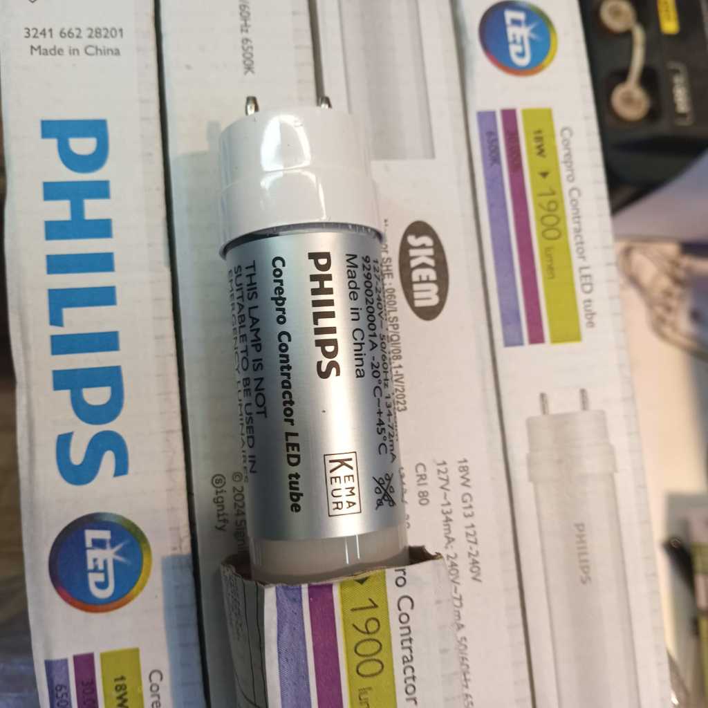 [ INSTANT AND SAMEDAY ONLY ] Philips TL led tube 18 watt ecofit corepro lampu neon led t8 18w 120cm 