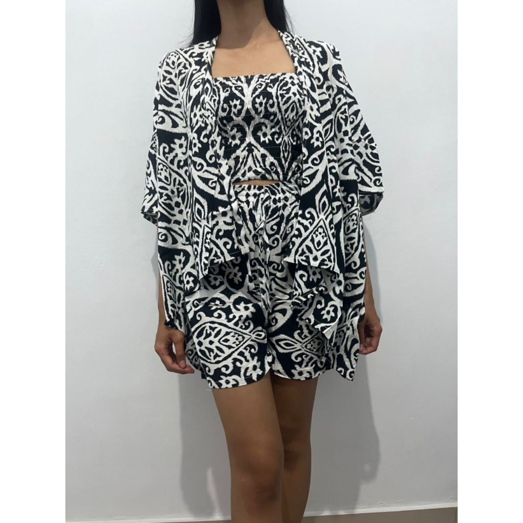 One Set Kemben Pendek