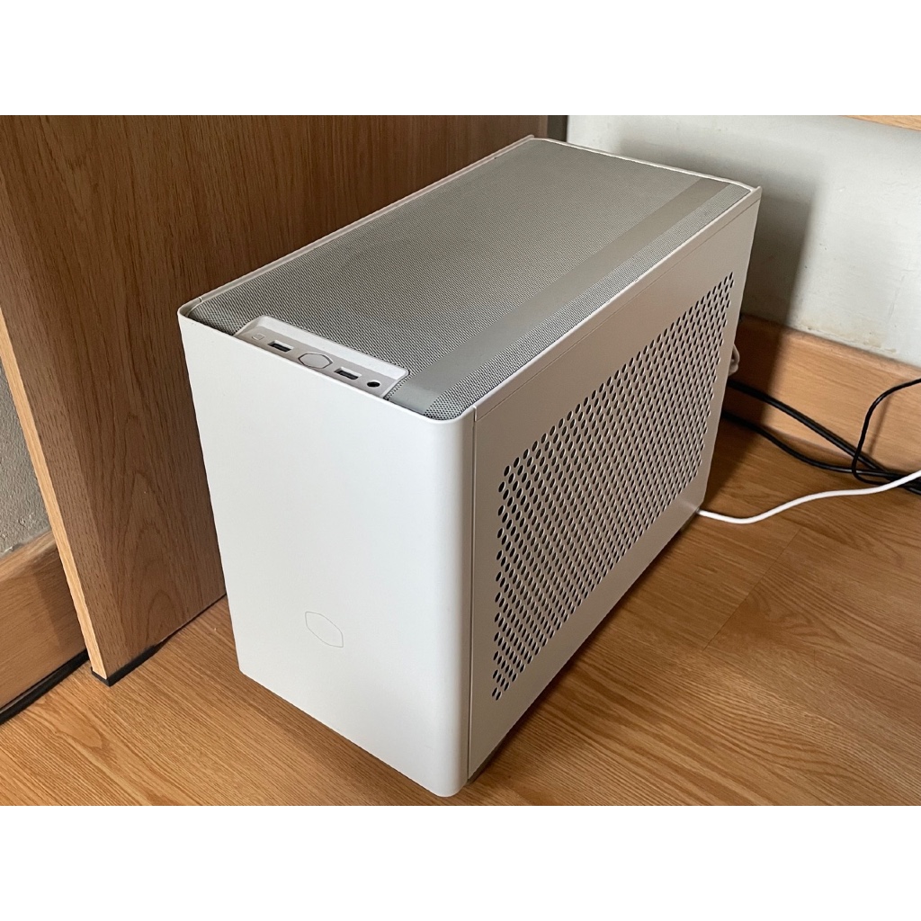 Mini ITX PC Gaming / Hackintosh (i5 13400f + RX 6600)