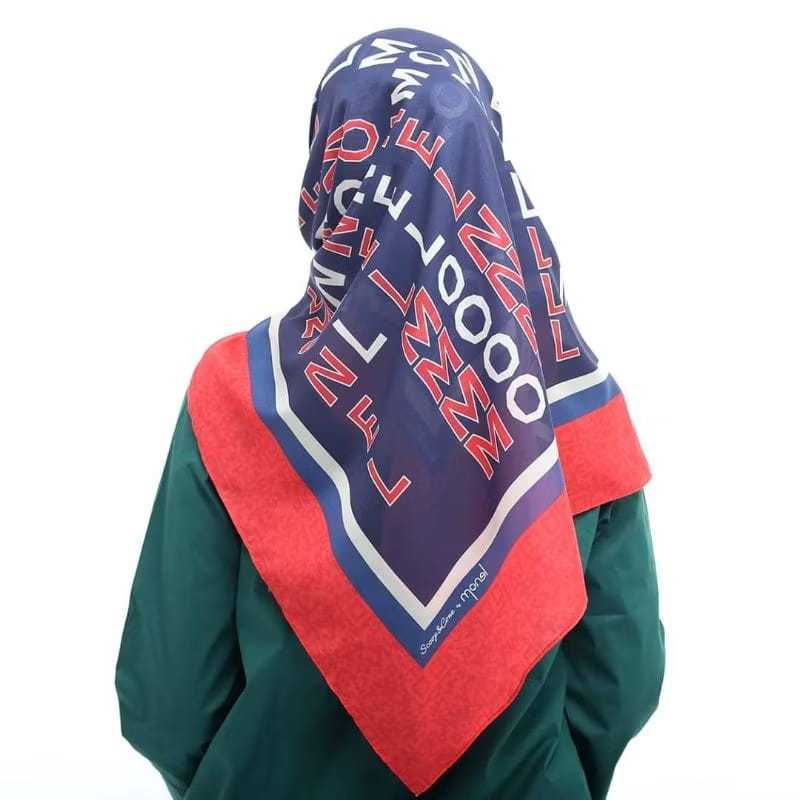 [SCOOP&CONE] Square Typo Hijab