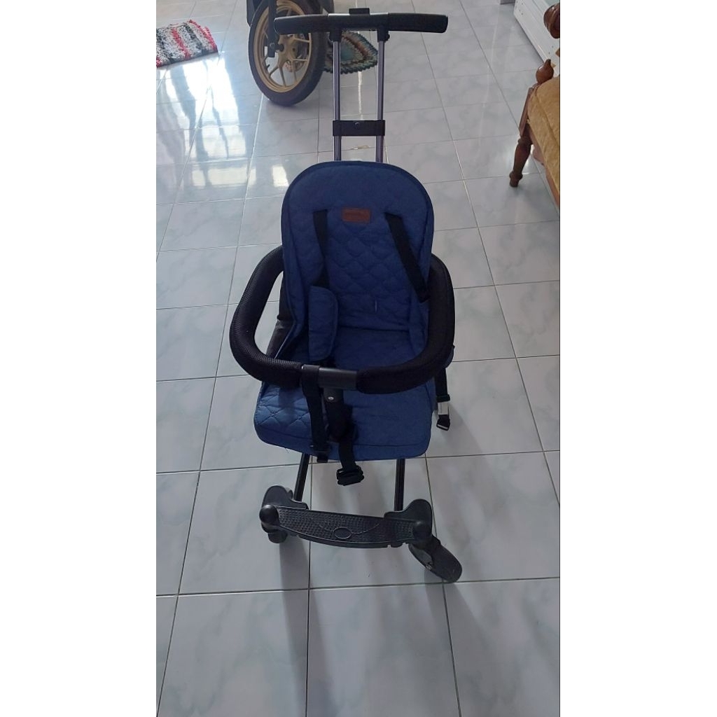 stroller traveling pasific
