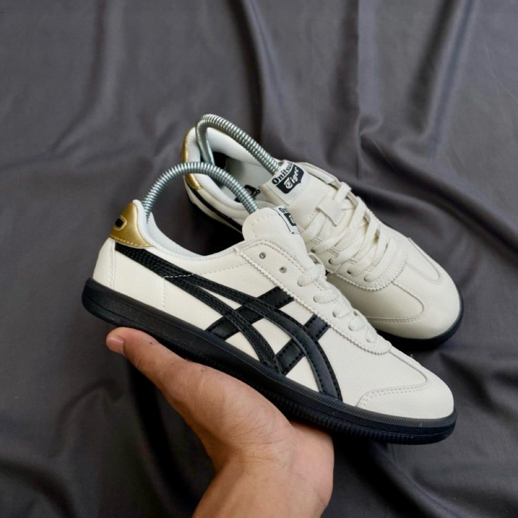 Onitsuka Tiger Tokuten
