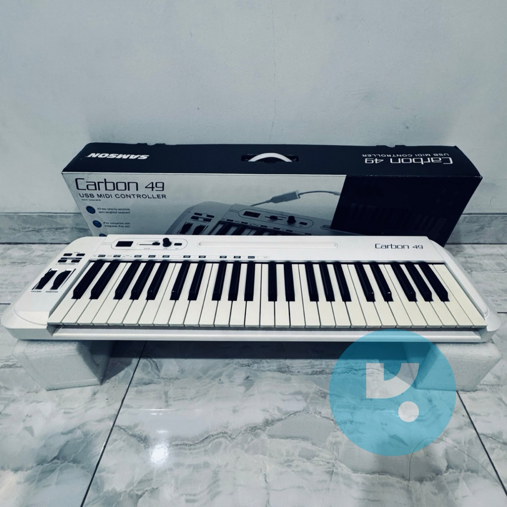 SAMSON CARBON 49 MIDI CONTROLLER (SECOND)
