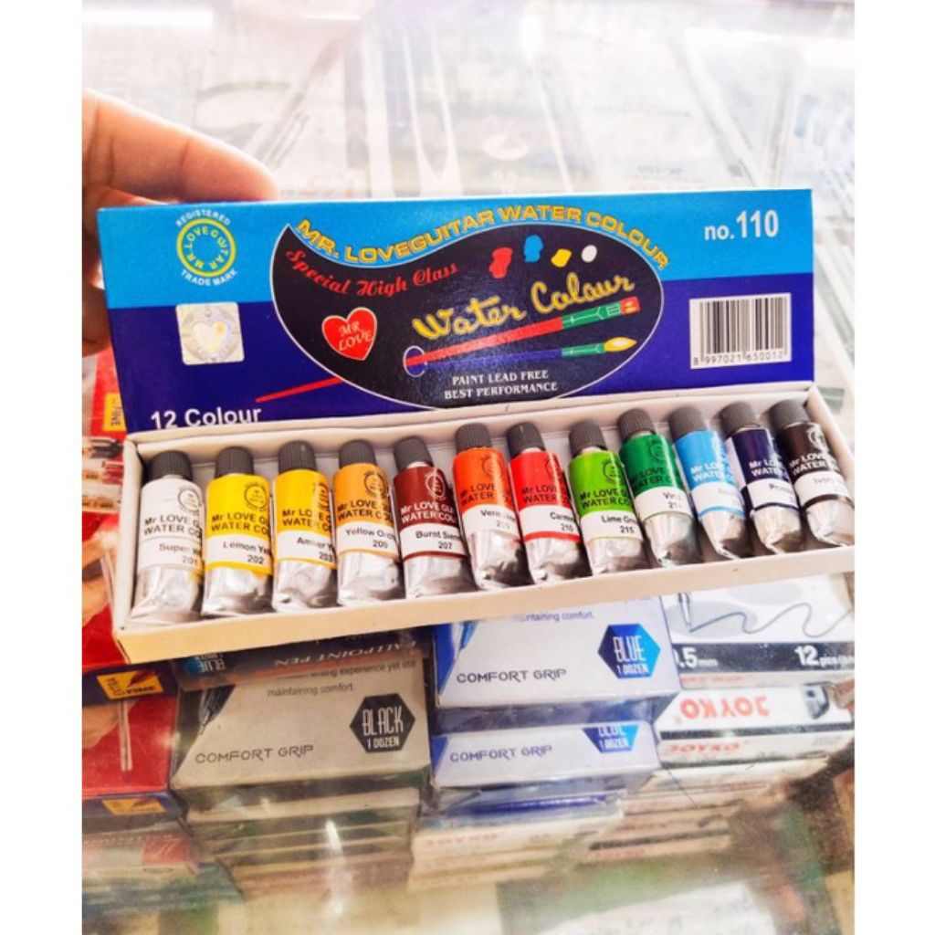 

Cat Air Warna Warni Mr. Love Guitar – Set Lukis Anak Dewasa Non Toxic Warna Cerah Lengkap