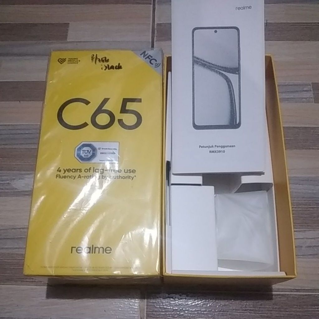 DUS BOX HP REALME C65 RAM 8/256 GB BEKAS ORIGINAL