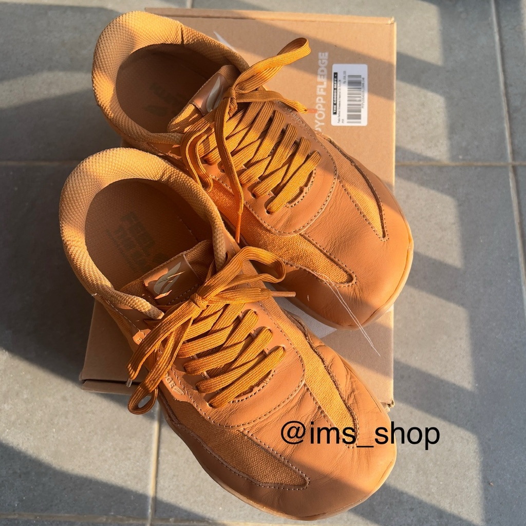 PRELOVED - PYOPP FLEDGE-Pada Barefoot Sneakers - Hazelnut On Gum