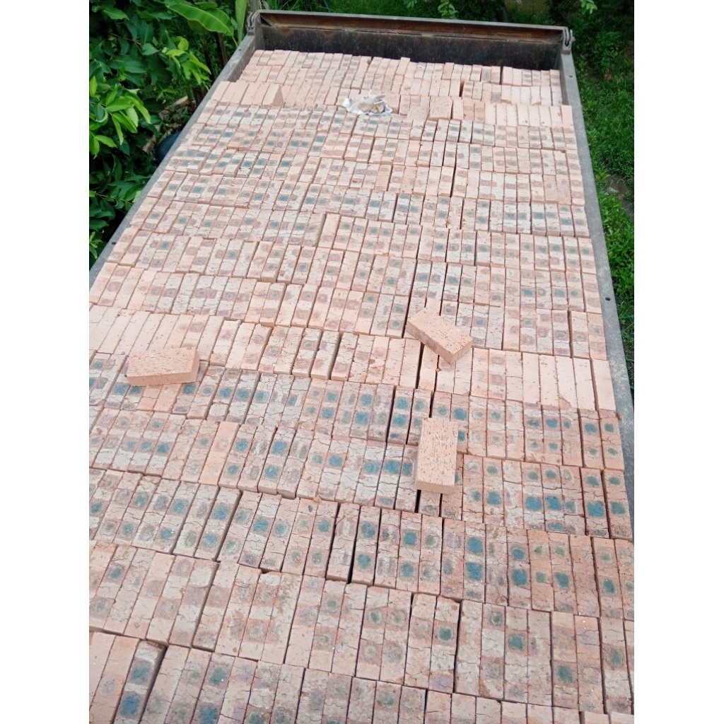 BATA MERAH JUMBO OVEN SUPREME HIGH QUALITY GRADE AAA ISI 6000 PCS FREE ONGKIR