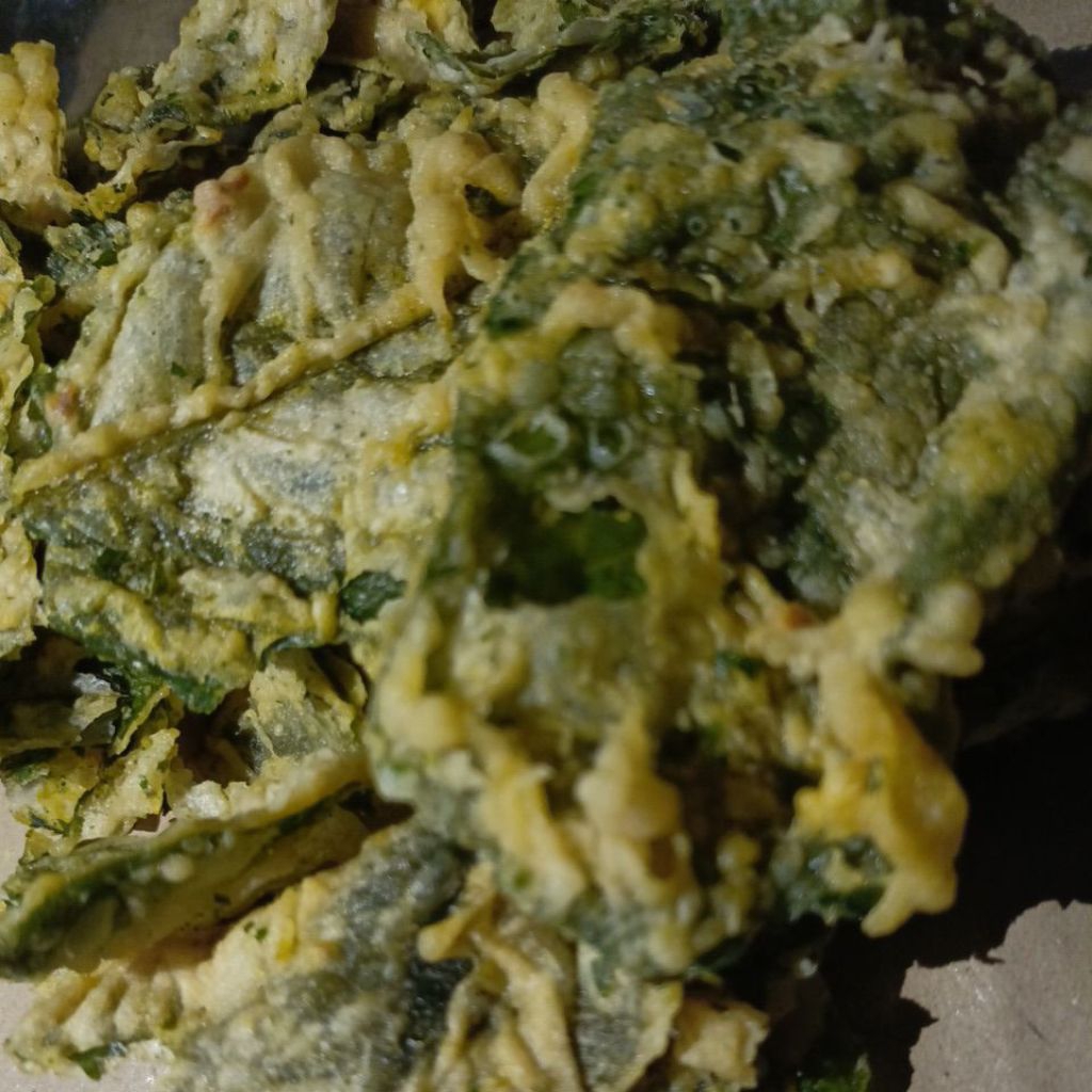 

keripik bayam gurih renyah original bayamnya