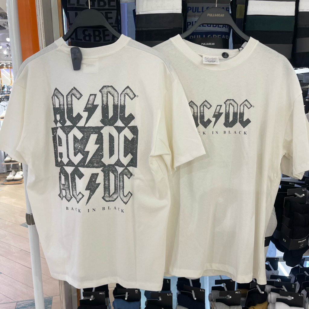 Kaus T-shirt ACDC PULL&BEAR MEN Jastip (jasa titip)