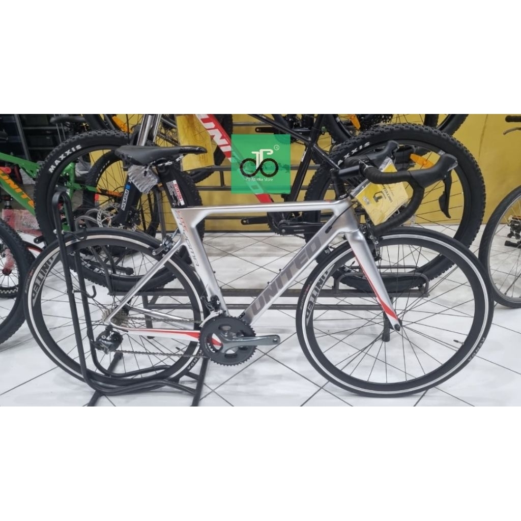 sepeda balap 700c (road bike) United Stygma Lite CARBON