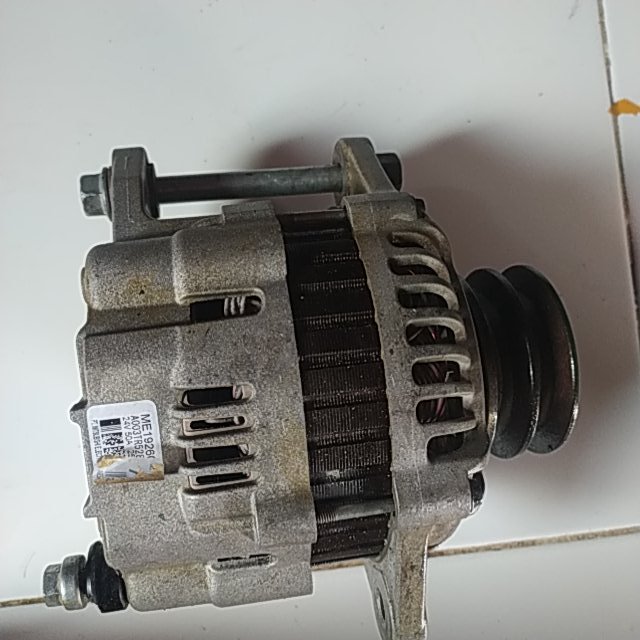 JUAL M000023 DINAMO AMPERE CANTER PN 1251-9136 ME 192607