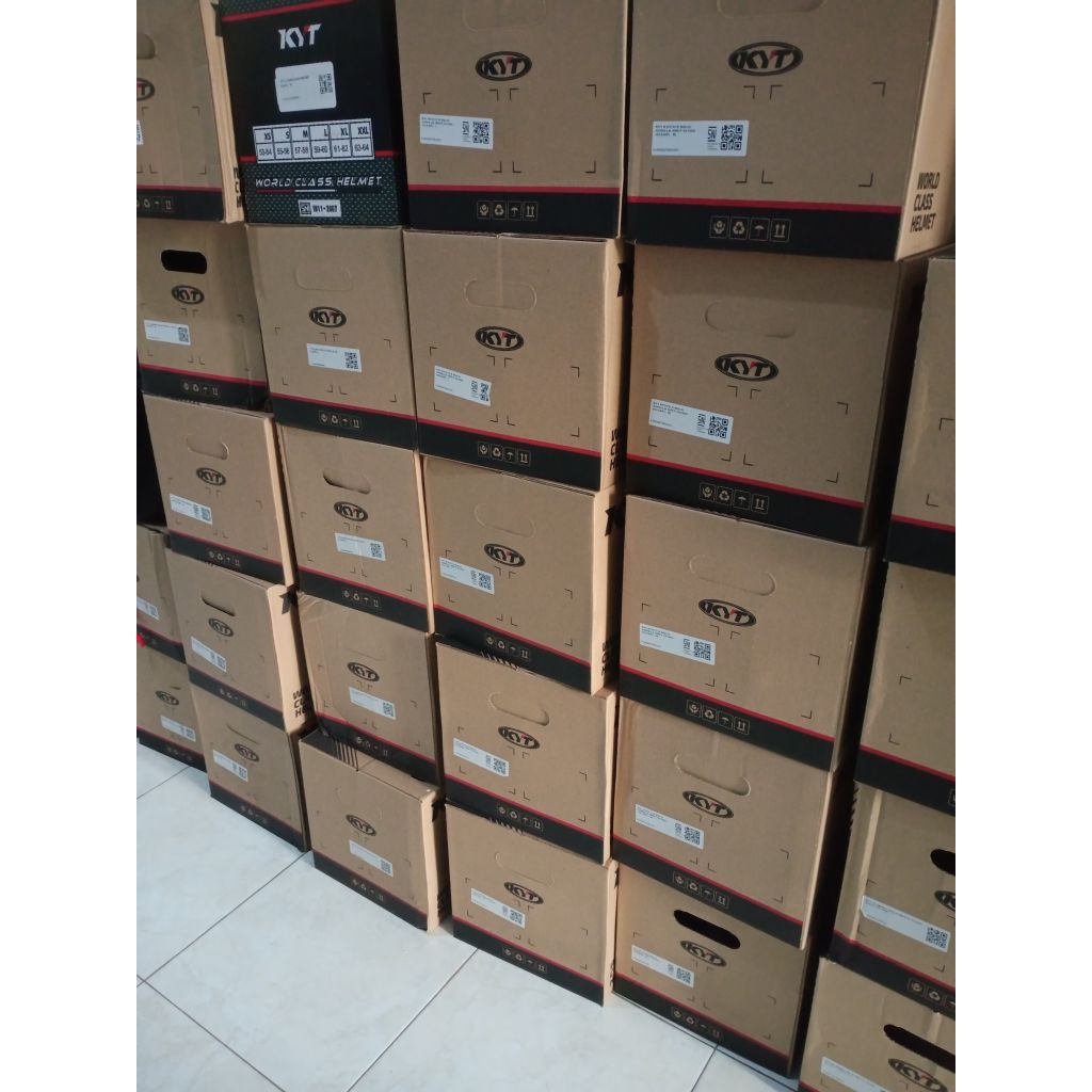 

KARDUS/BOX HELM INK BARU UNTUK MEMBUNGKUS BARANG/HELM