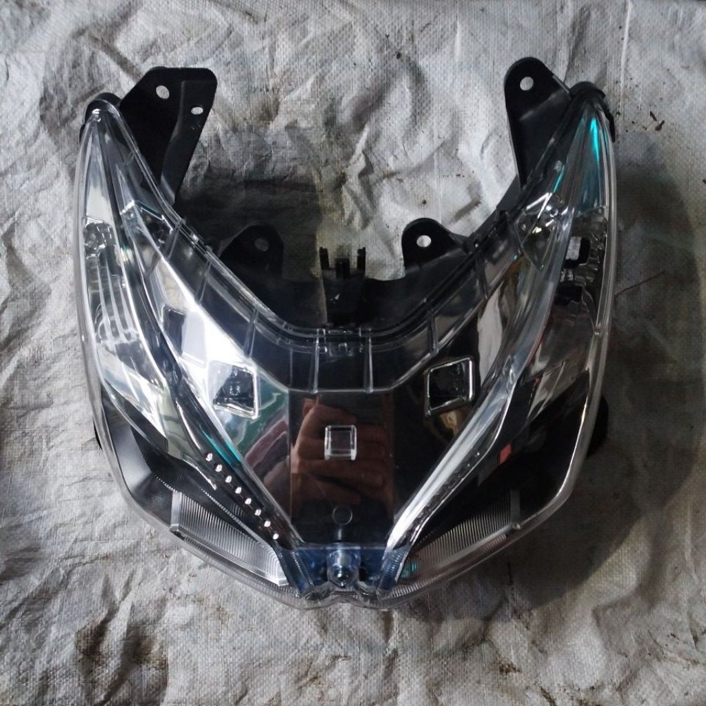 Headlamp lampu depan Honda Vario 110 LED ORI second copotan