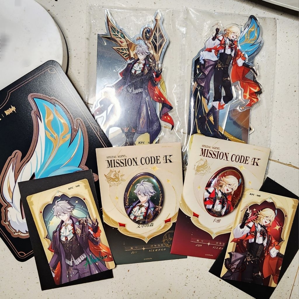 Ready Original Merch Collab KFC x Genshin Impact Alhaitham Kaveh Standee Set and Badge Set