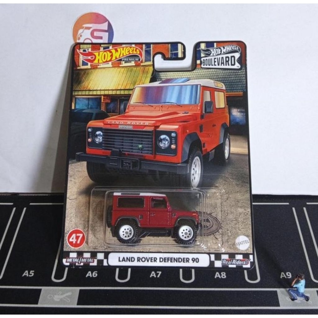 Hot wheels premium boulevard land rover defender error ( tidak ada kaca )