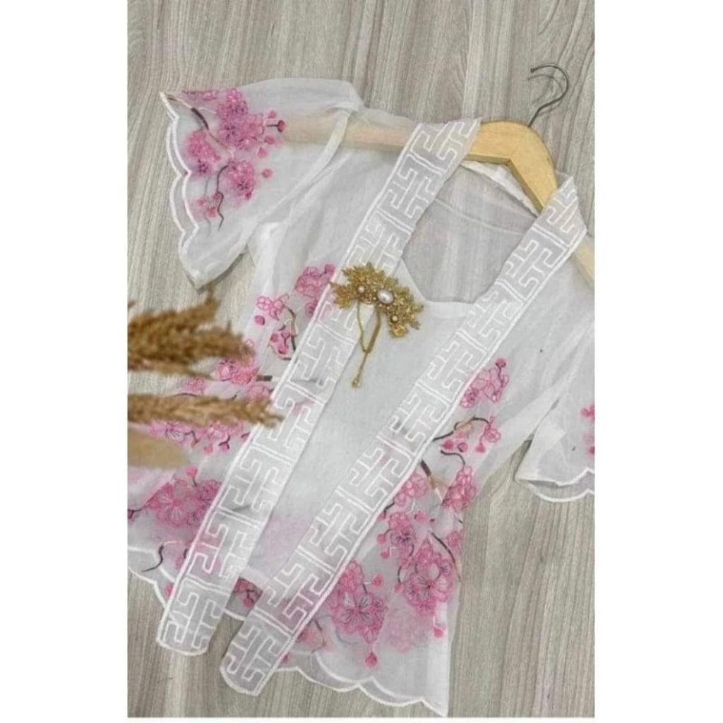 Kebaya Jadi Bordir Tangan Kupu Model Terbaru || Kebaya Adat Bali Modern || Kebaya Adat Bali Kekinian