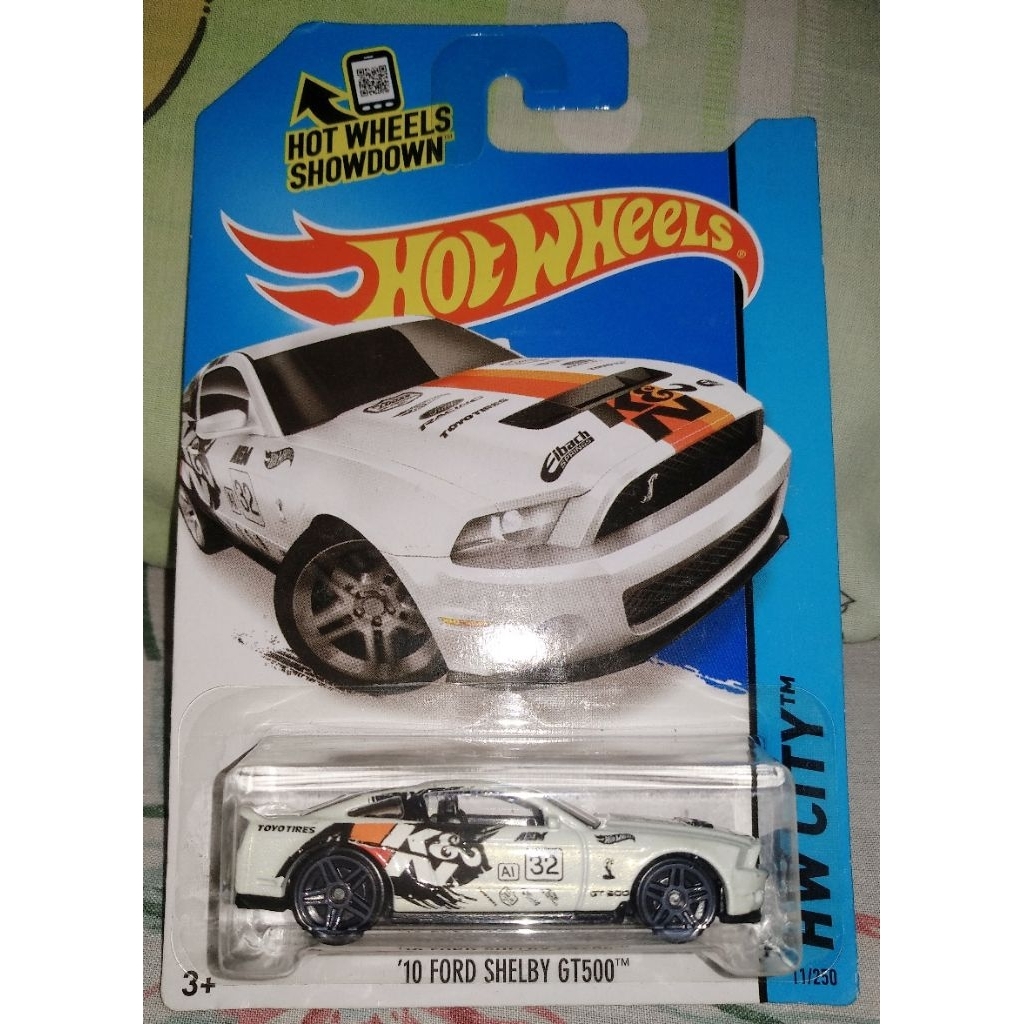 Hot wheels 10 ford shelby GT500 - K&N white (bubble not perfect)
