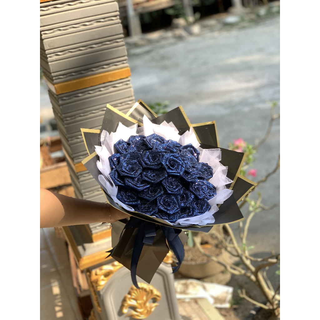 

BUCKET BUNGA PITA SATIN NAVYPREMIUM / BUCKET BUNGA PITA SATIN NAVY / HADIAH WISUDA / GIFT