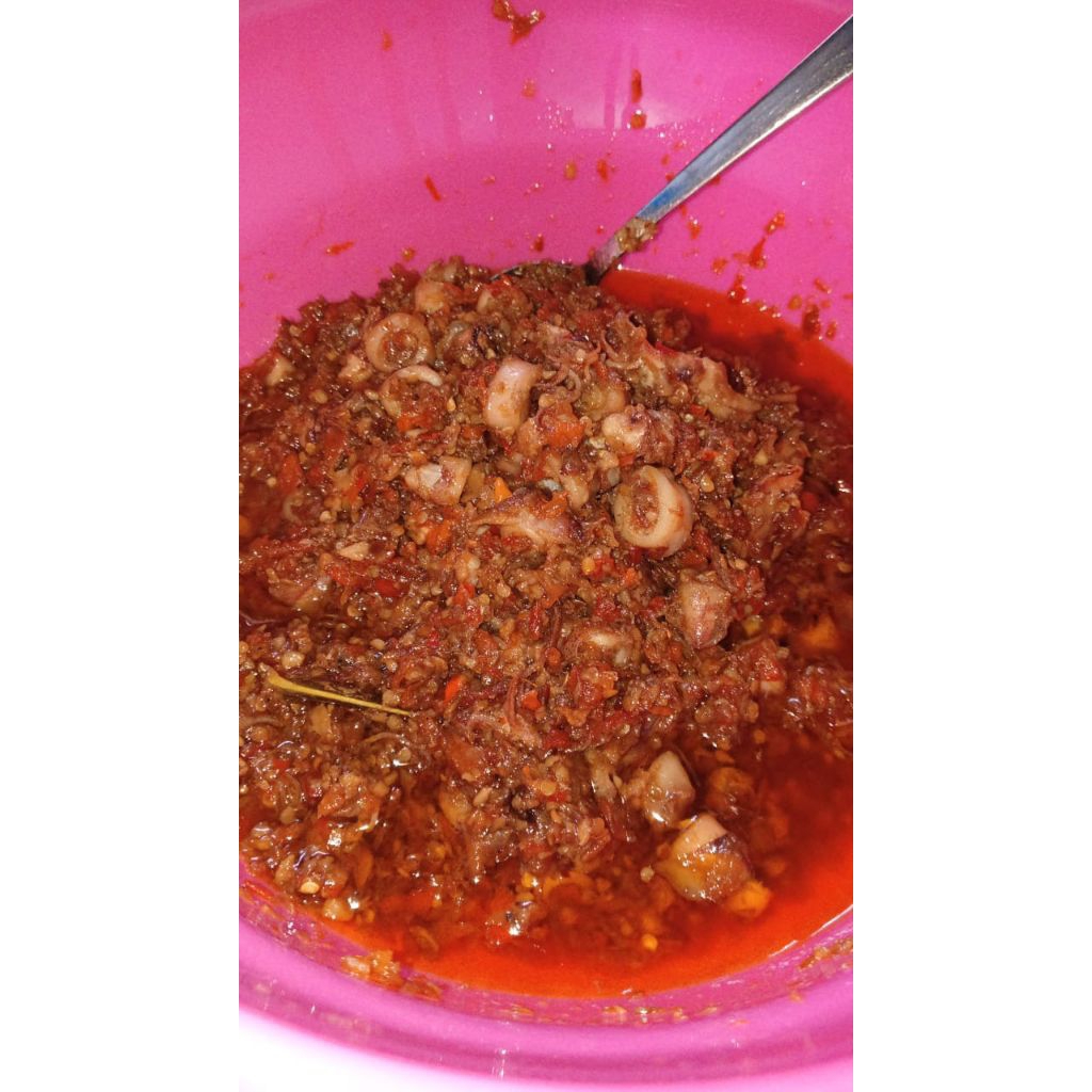 

Sambal Merah Cumi isi bersih 135gr