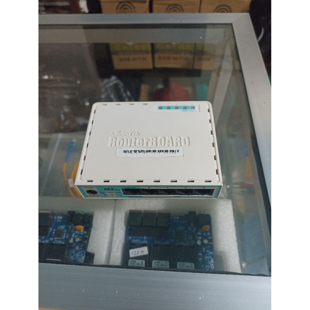 mikrotik RB750r2
