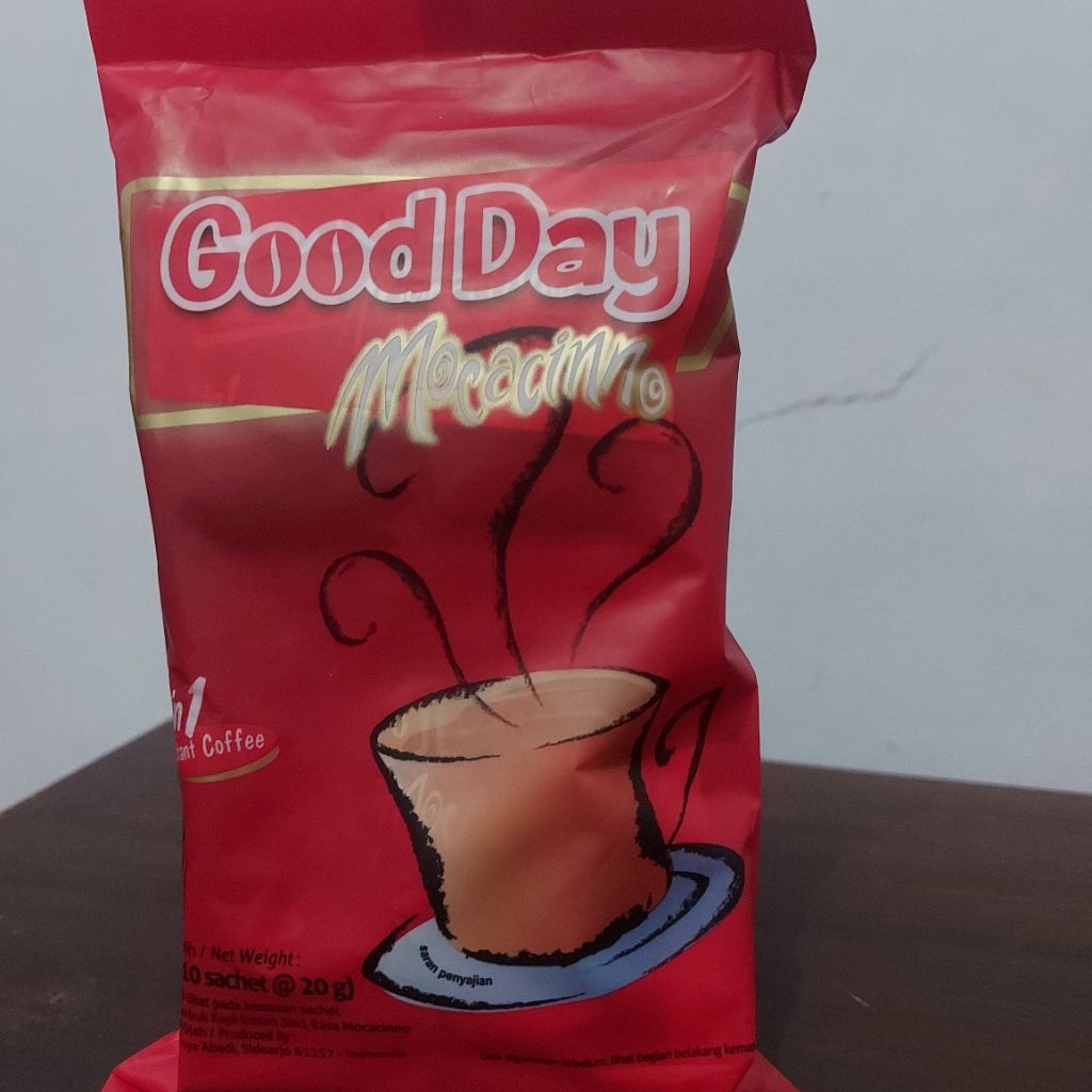

Kopi Bubuk Good Day Mocacinno 3 in 1 Instant Coffee isi 10 Sachet 200gr