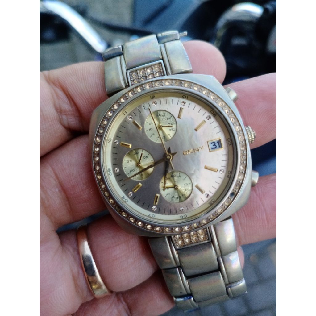 jam tangan wanita DKNY original
