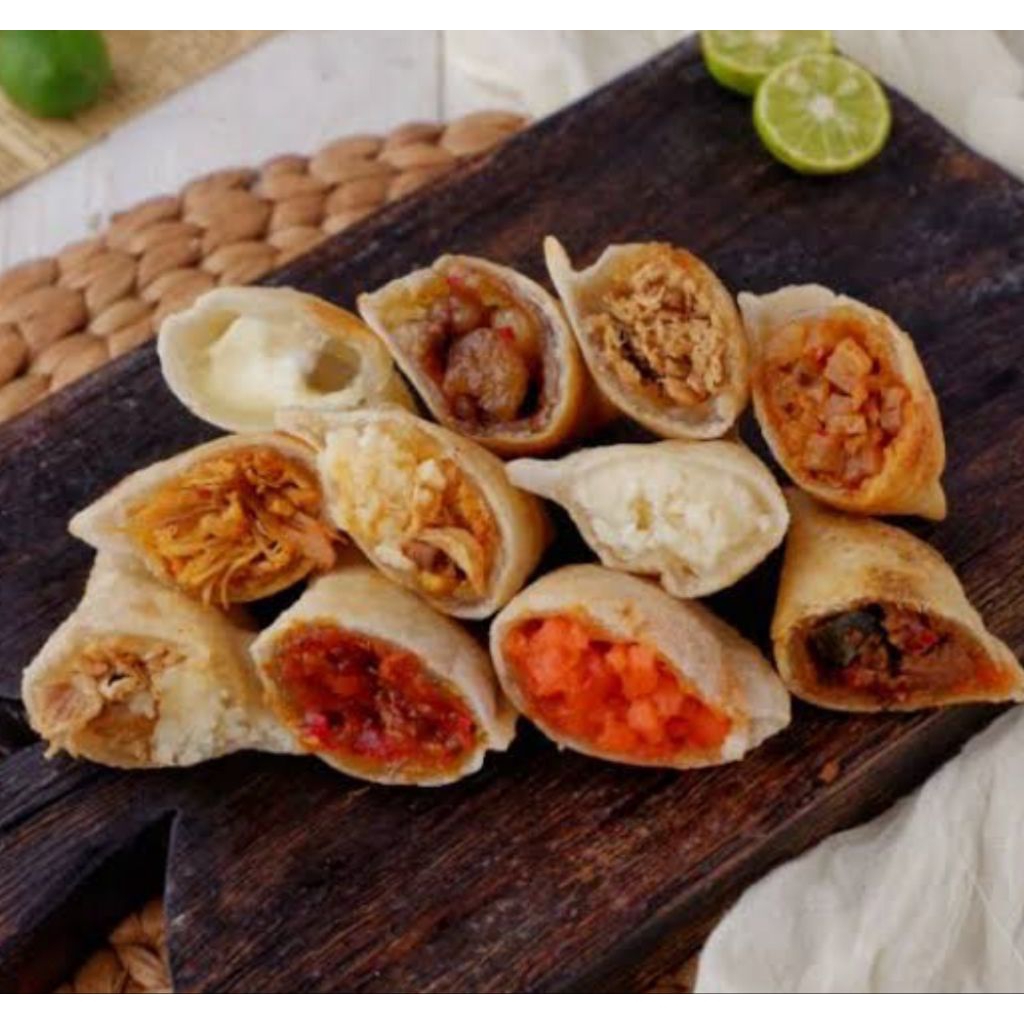 

cireng isi jando pedas daun jeruk isi10pcs kemasan vacun