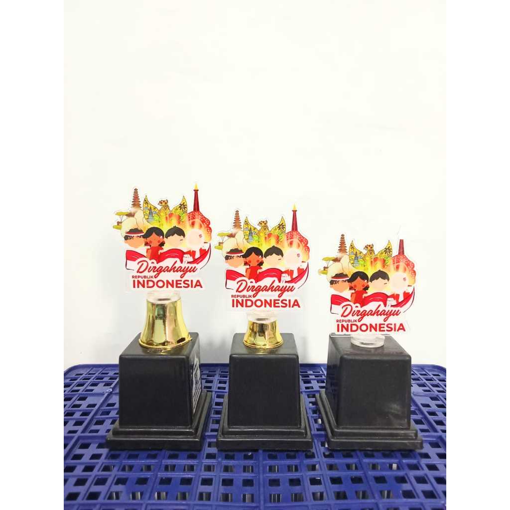 PIALA AKRILIK 1 SET KOMBINASI RASER | PIALA KEMERDEKAAN | PIALA HUT RI