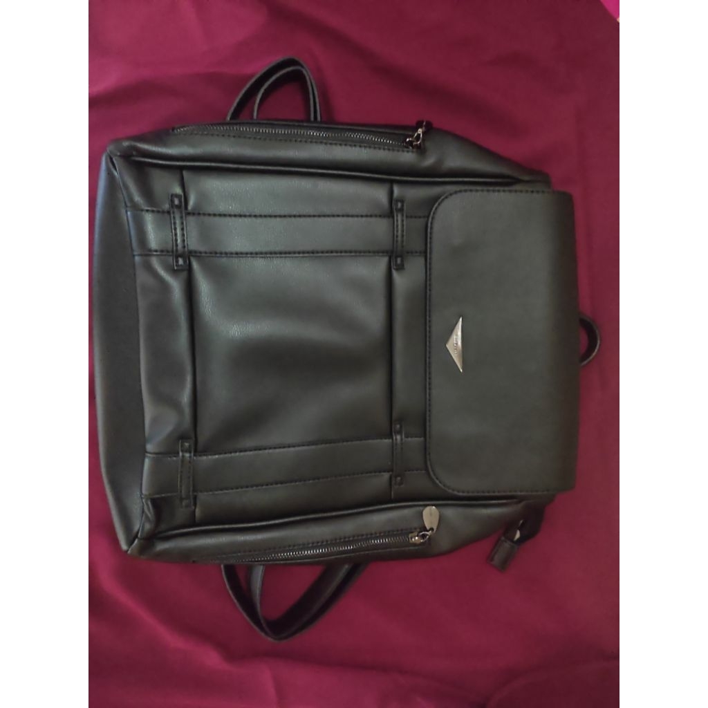 TAS RANSEL ELIZABETH/TAS RANSEL/HITAM/Ransel Laptop