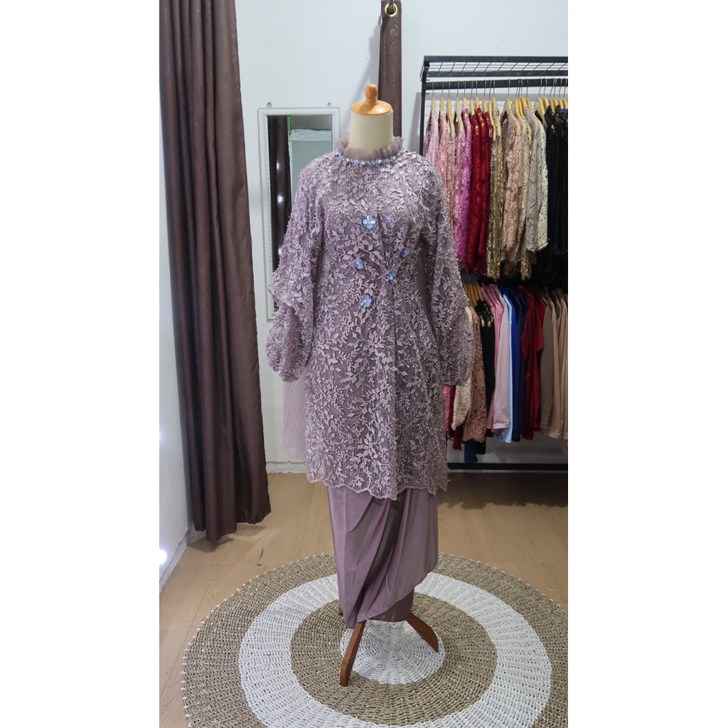 Preloved Jaleela Kalina Mauve Set Baju Wisuda Kondangan One Set