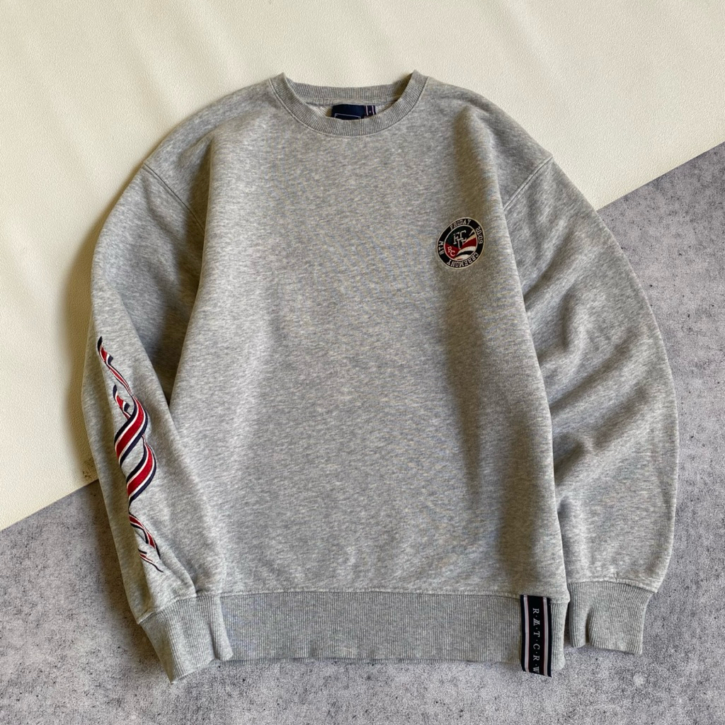 CREWNECK ROMANTIC CROWN