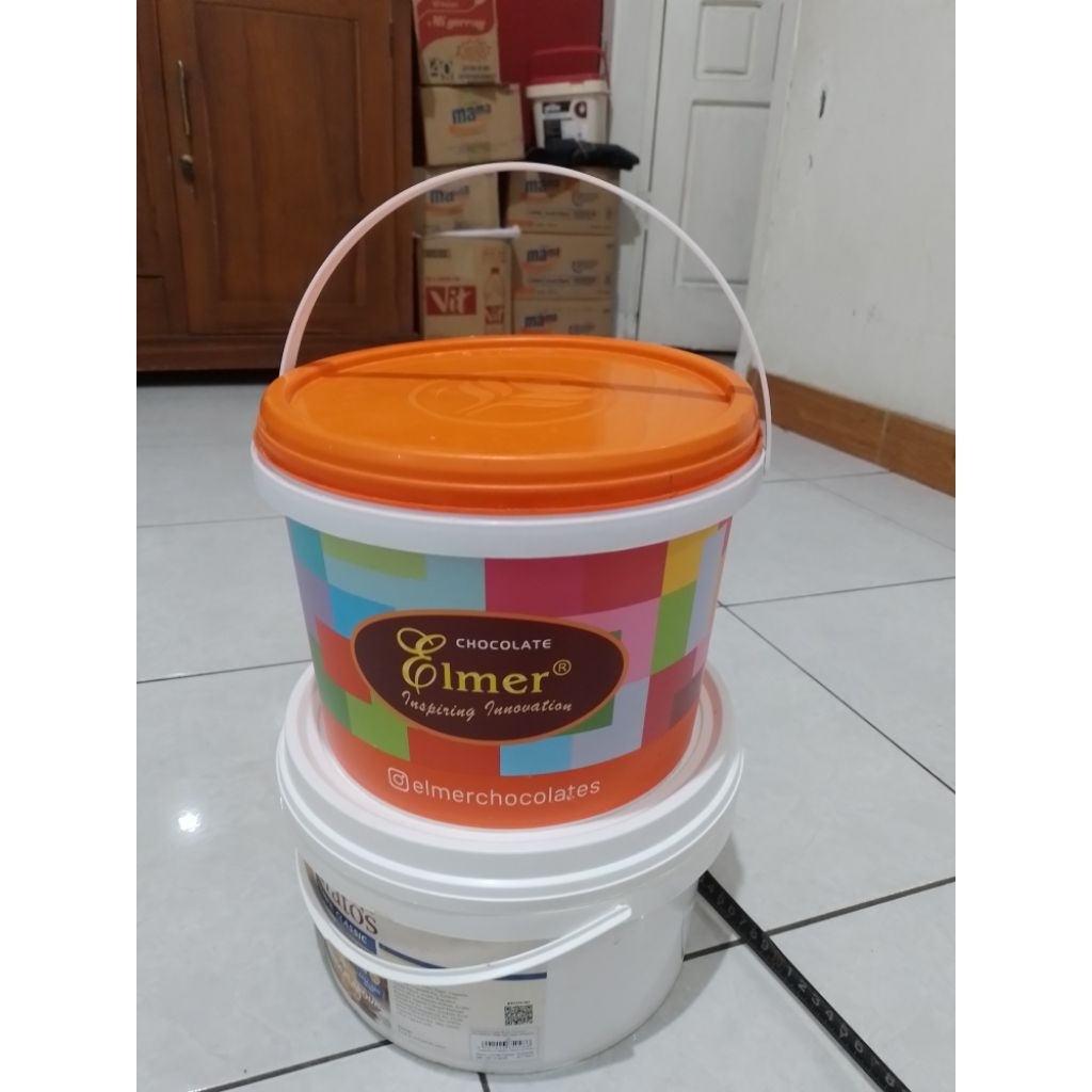 Ember toples kaleng box bekas elmer 5kg dan puratos set tutup food grade