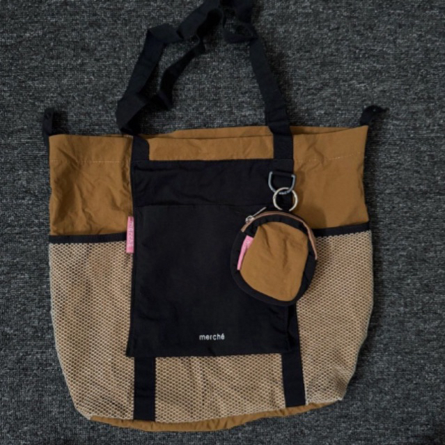 PRELOVED - MERCHE TOTEBAG