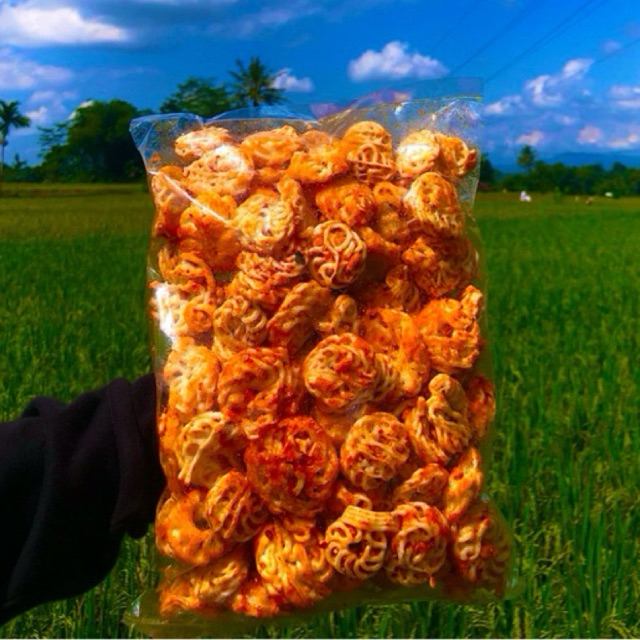 

Seblak Krupuk Mawar Rafael Pedas 500 Gram (kukarasa snack)