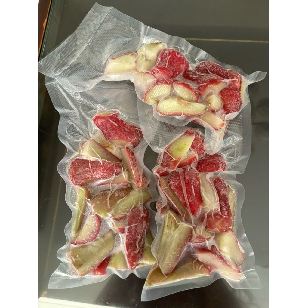 

buahfreshku - Frozen ready to blend jambu air citra cincalo 300 gram