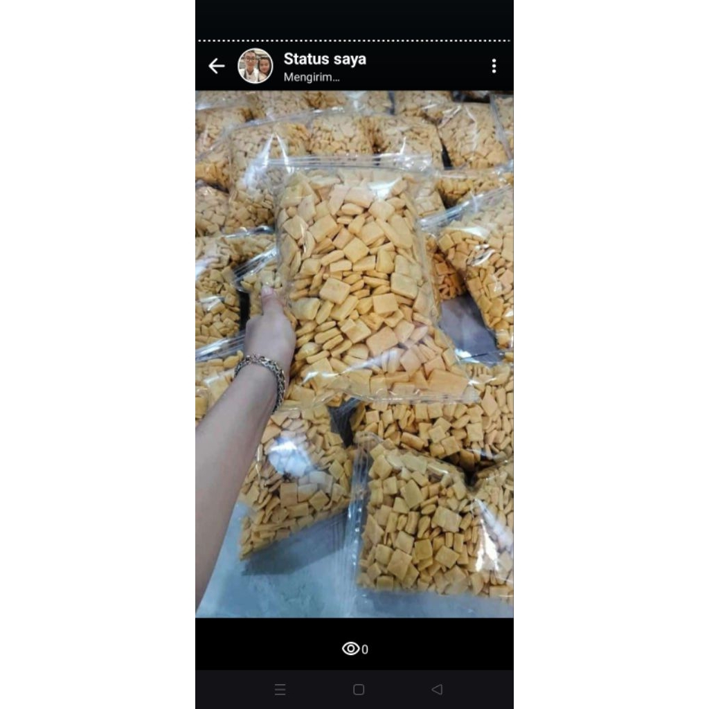 

jangek udang krupuk tahu petak kecil 250gram